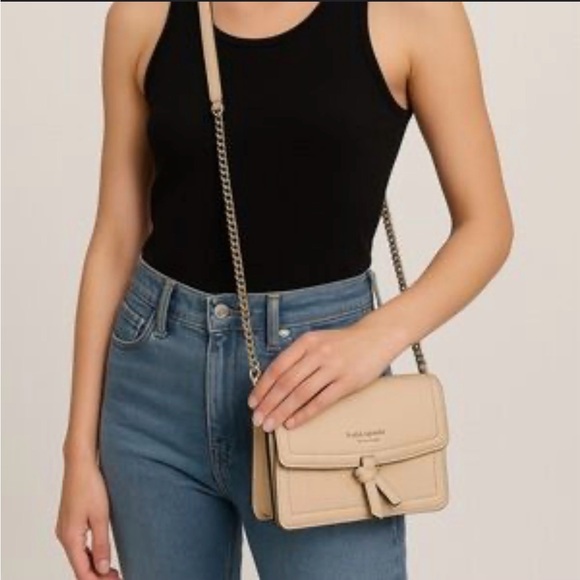 kate spade Handbags - Kate Spade Taupe Crossbody Bag